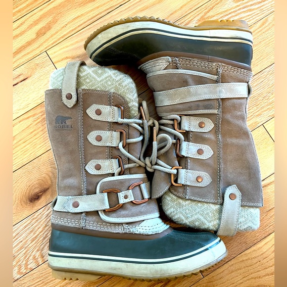 SOREL women’s snow & winter boot size 7.5 Waterproof! VGUC - Picture 1 of 4